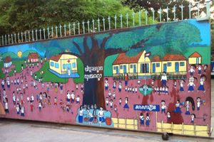 Les rue de Phnom Penh, source d'inspiration pour nos enfants de la Maison de la Culture de Kep. Ici, les jolis dessins de Friend.