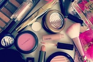 Tag Make-up