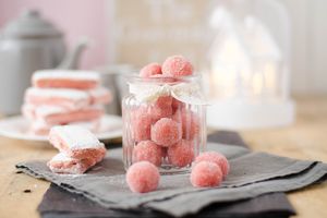 Jolies truffes aux biscuits roses de Reims