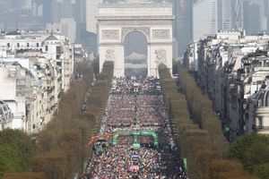 Marathon de Paris 2016 .... Par Hermann