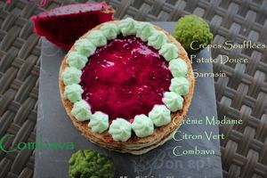 Gâteau de Crêpes à la "Crème Madame" Citron Vert-Combava, Coulis de Pitaya