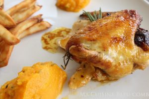Poulet Rôti farci sous Peau au beurre Aromatisé, Miel, Romarin, Ail