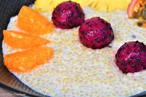 Quinoa Vanillé au Lait de Coco et ses Fruits
