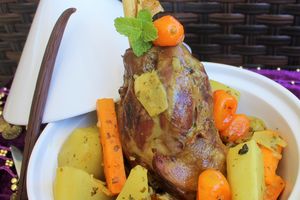 Jarrets d'Agneau Vanillés aux Kumquats et Gingembre Confits, façon Tajine