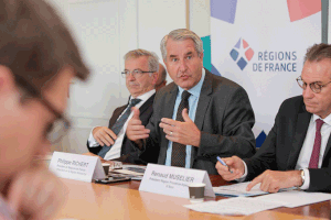 Vers un transfert complet de l’orientation au régions ?