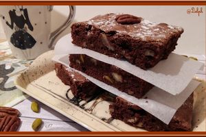 Brownies aux Pistaches et aux noix de Pécan