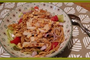 Salade de nouilles au poulet