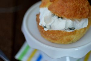 Gougères Poire - Roquefort