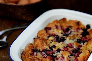 Gratin de Croissants aux Fruits Rouges