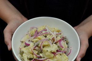 Salade de Pomme de Terre - Oignons - Cornichons