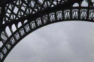 TOUR EIFFEL -