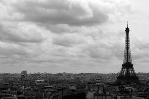 VUE DE PARIS