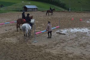Billet humour ... les poches du blouson du moniteur d'équitation ...