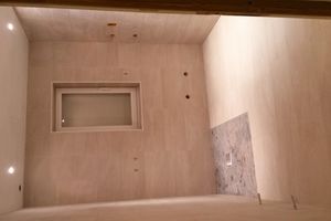 Flash salle de bain : carrelage terminé, réalisé par le Mozart de la discipline
