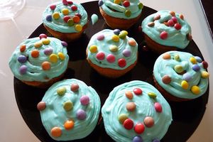 Les Muffins ( ou Cupcakes ) aux Smarties !!!