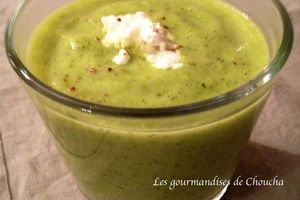 Velouté de courgettes au chèvre frais