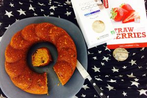 Banana bread et fraises séchées sans gluten avec mon partenaire Elixanatur.fr