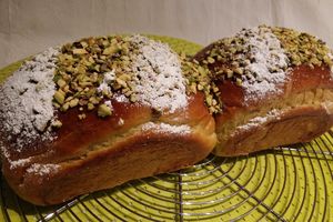 Pain de mie à la pistache