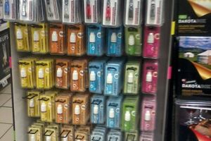 Des cigarettes électroniques sont en vente dans les grandes surfaces
