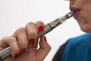 L’e-cigarette reconnue comme outil de sevrage au tabac selon La Croix