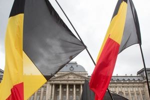 Les vapoteurs Belges devront-ils retourner au tabac ?