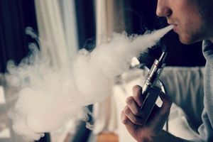 Des autorités sanitaires réservées malgré un plébiscite pour le vapotage