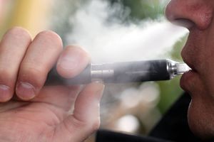 La cigarette électronique assimilée au tabac