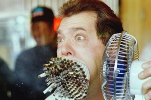 Les Français continuent de fumer plus que leurs voisins