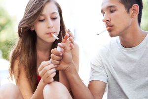 Les jeunes davantage séduits par la nicotine au Canada