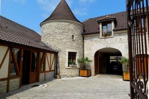 La Grange de Léon à Grauves, B & B