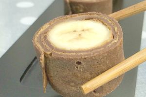 | Makis "explosifs" sucrés | Crêpes chocolat, beurre de cachuète, banane