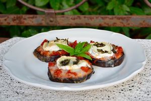 Aubergines gratinées au chèvre