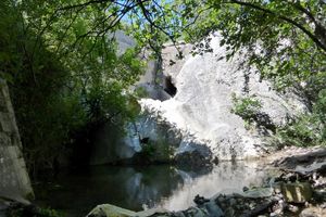 CASCADE DU DESTET PRES DE MOURIES (13)