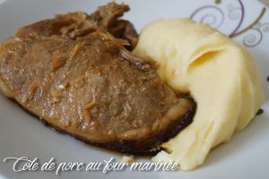 Les côtes de porc marinées au curry vert (sucré salé)