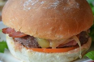 Burger maison à la tomme de Savoie {Partenariat Le Refuge de Marie- Louise}