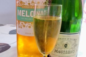 Coupette de Crémant d'Alsace et Melonade