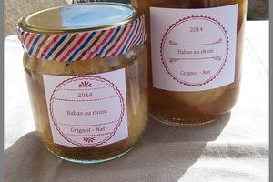 Mini baba au rhum en bocal