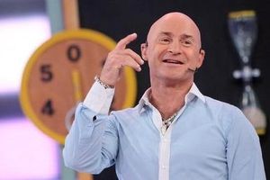 La Revue de Tweets Tv: Téléthon, Arthur, Lagaf', Le Grand Journal, Droits sportifs, Zap, Audiences, Les 100, Esprits Criminels, Télé américaine...