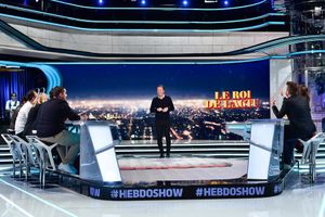 La Revue de Tweets Tv: Canal +, Le zapping, Arthur, Faustine Bollaert, Tournage, Des paroles et des actes, Séries...