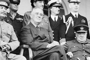 rencontre stalin roosevelt churchill