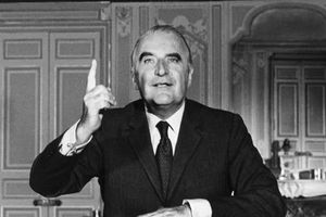 Pourquoi Pompidou a gracié Touvier en 1971: tradition du secret rompue