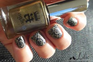 Snake Skin Nails