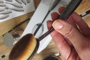 Pinceau Artis® Elite Smoke Oval 7