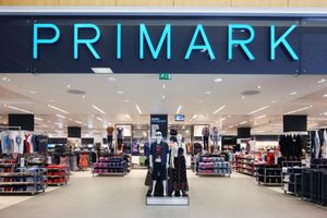 PRIMARK : Appel à l'aide d'une employé
