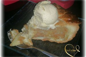 Apple Pie - Pushing Daisie