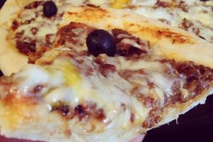 Pizza à la viande hachée façon Dominos Pizza ®