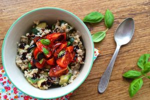 Porridge salé {courgette, tomates cerise et basilic} pour 1.2.3 Veggie !