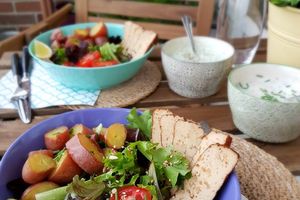 Veggie bowl équilibré / Sauces au yaourt : ciboulette ou ail des ours