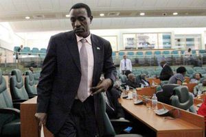 Rwanda : Ubwoba bwo kwicwa butumye Prof. Dr Ntawukuriryayo Jean Damascène yihakana demokarasi !