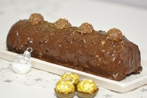 Gâteau ferrero rochers ou bûche ferrero rochers